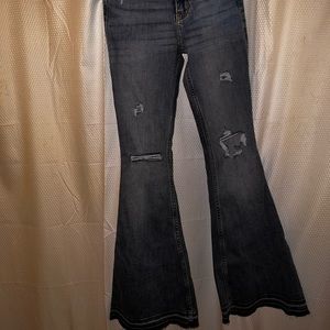 Light blue bellbottoms from Hollister never worn